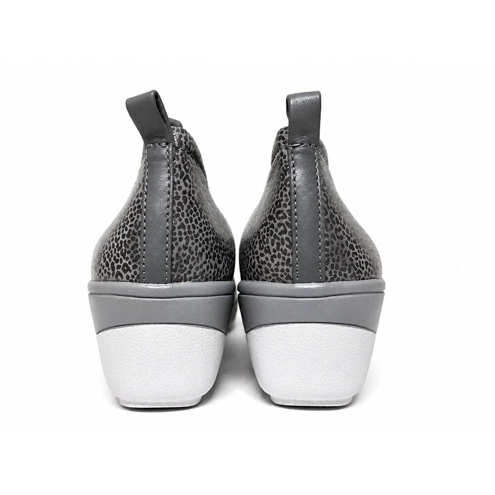 NEW Vionic Jacey Womens Size 6 WIDE Gray Leopard Leather Arch Support Wedge Pump